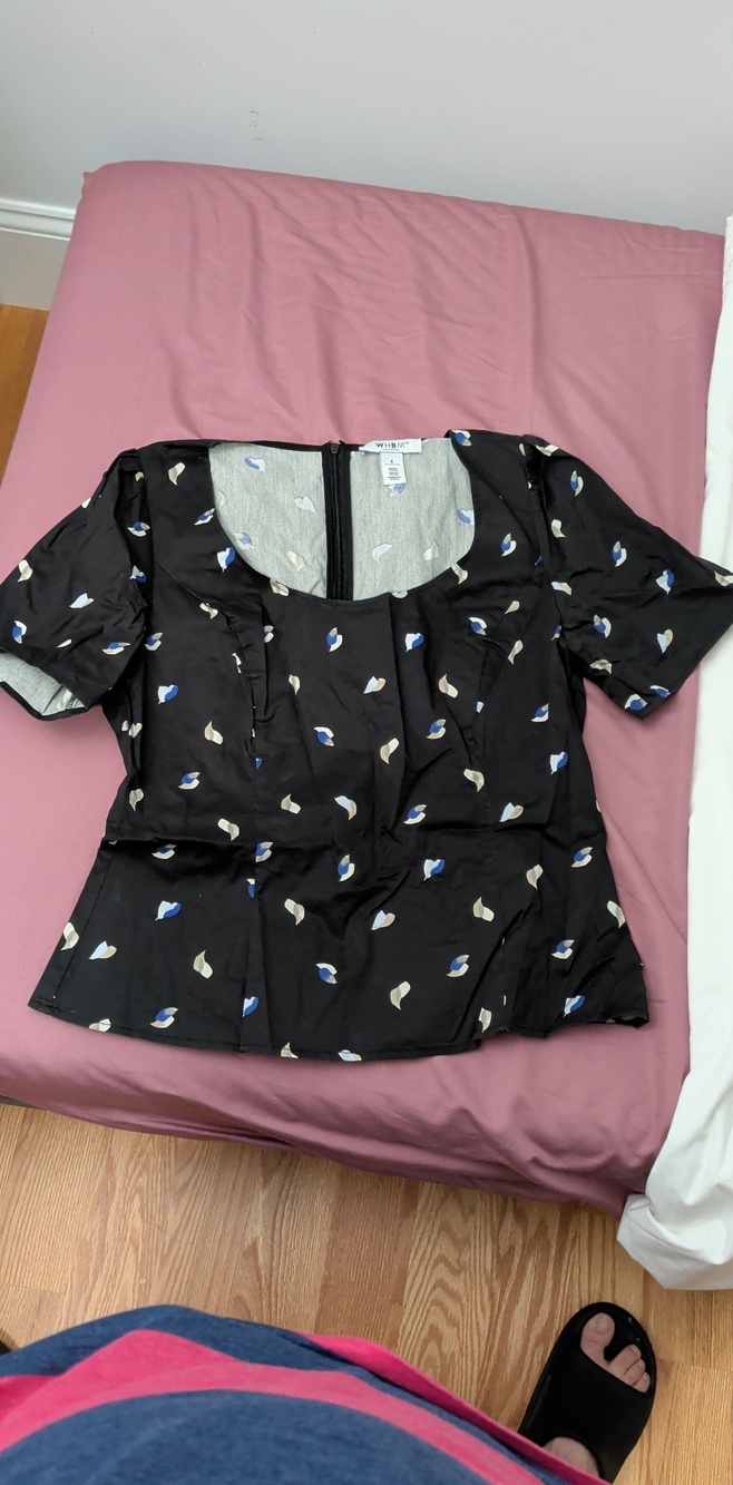 White House Black Market Black Short-Sleeve Scoop Neck Printed Top